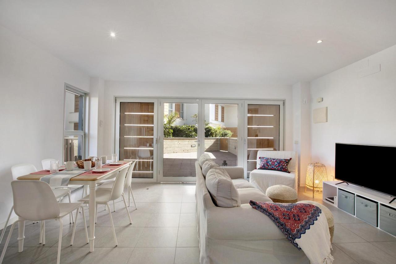 Los Martínez Duplex El Médano Exterior foto